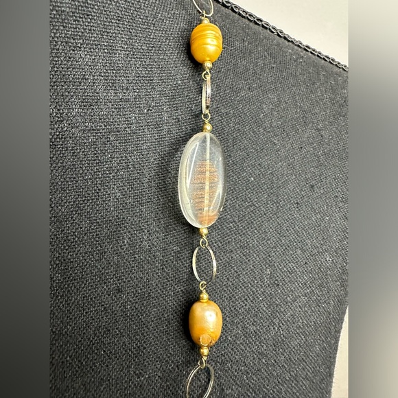 Silver Tone Neutral Tones Faceted Beaded Necklace - Picture 5 of 9